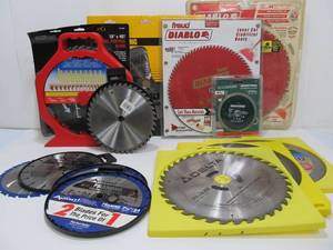Large Lot of Table Saw etc Blades