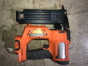RIDGID 18V Brushless Cordless 18-Gauge 2-18 in. Brad Nailer (Tool Only) with CLEAN DRIVE Technology