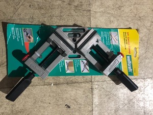 Wolfcraft Quick-Release 90 Degree Angle and Corner Clamp
