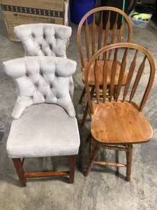 lot 11 image: Lot of 4 chairs (2 wood chairs in good condition) 2 chairs with suede review all pictures