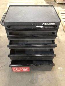 lot 27 image: Husky 27in. 5 drawer cabinet roller cabinet tool chest in textured black in working condition (review pictures)