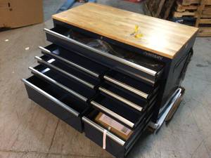 lot 109 image: Husky 52 in. 9-Drawer Mobile Workbench in Gloss Blue Has Dents Review Pictures