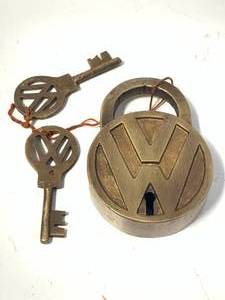 Volkswagen VW Padlock with 2 Working Keys 3 716 inch Tall
