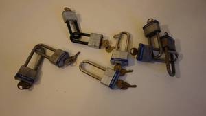 lot 43 image: Master Locks & Keys -9 Total