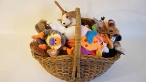 lot 72 image: Wicker Basket Filled With Ty Beanie Babies