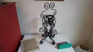 lot 108 image: Cool Vintage Iron Jewelry Display Item -Art Deco Picture Frame- Hand-Woven Silk Coin Purse