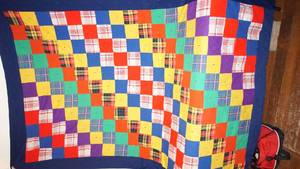 lot 125 image: Vintage Hand-Tied Block Quilt -52x 83