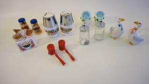 lot 213 image: Collectible Salt & Pepper Shakers -Cut Crystal, Mallets, Fawns etc.