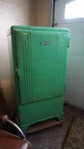 lot 255 image: 1938 GM General Motors Frigidaire Refrig. -Powers Up -Updated AC Cord -28 wide 22 Deep Including Back Coil -52 Tall