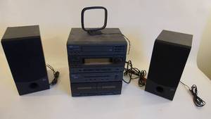 lot 345 image: Vintage Yamaha Component Stereo System Model No. YST-SNC1--Yamaha Corporation