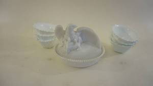 lot 366 image: Westmoreland Milk Glass Mother Eagle on Nest Candy MINT -Set of Six Milk Glass Custards