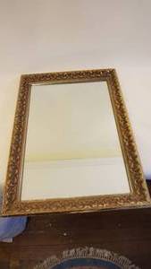 lot 393 image: Antique 22x30 Heavy Ornate Framed Mirror(Clean Reflection)