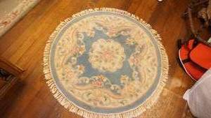 lot 406 image: 44 Round Wool Rug With Fringes