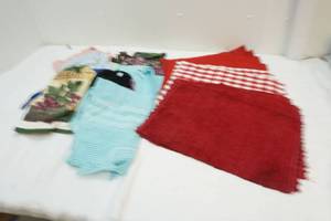 aprons, placemats