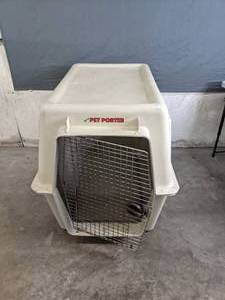 lot 75 image: Petmate Traditional Portable Kennel, 48 L X 32 W X 35 H - X