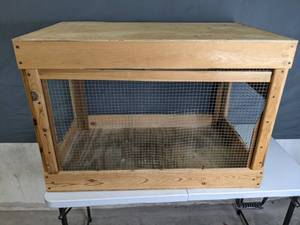 lot 83 image: Wooden Pet & Poultry Outdoor Cage - X