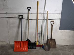 lot 125 image: Assorted Shovels and Garage Items - X