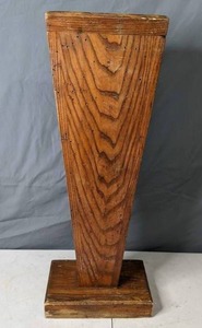 lot 134 image: Wooden Pedestal to Display Your Favorite Treasures - X