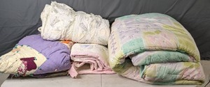 lot 135 image: Lot of 3 Vintage Quilts and a Comforter - X
