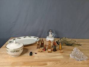 lot 144 image: Christmas Decor Pieces - Nativity, Snowglobe, Dishes - X