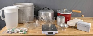 lot 272 image: Vintage and Modern Kitchen Items Pitcher, Aluminum Covered Cake Pan, Popcorn Maker and More - X