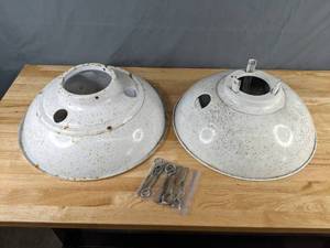 lot 315 image: Set of Two Vintage Metal ChristmasHoliday Tree Stands - N
