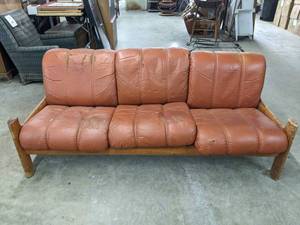 lot 302 image: Retro Orange Faux Leather Sofa - N