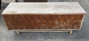 lot 297 image: Lane Cedar Chest - N
