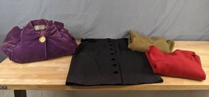 lot 324 image: Beautiful Collection of 4 Vintage Ann Taylor and Marshall Fields Womens Clothing - X