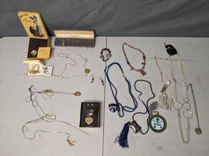 lot 333 image: Assorted Jewelry Black Hills Gold, Costume, Lady & The Tramp Watch, Bracelets, Earrings, Necklaces, and more - N