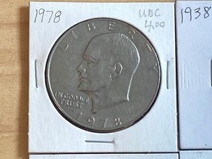 Lot Of (10) Old Canadian Cents & (1) 1978 Unc Ike Dollar Coin