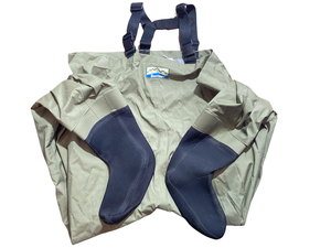 lot 29 image: Vest, Handmade Flies, Waders