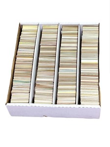lot 76 image: Baseball Cards