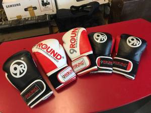 9 Round Kickboxing Gloves