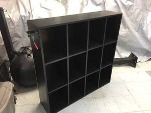 Wooden 12 Compartment Storage Cubby