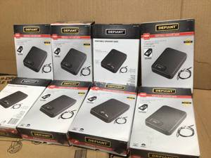 Lot of 8 Defiant Portable Safe Keyed good condition