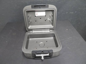 SENTRY SAFE - WITH KEY
