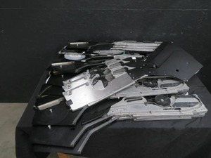 UNIVERSAL INSTRUMENTS PICK & PLACE FEEDERS