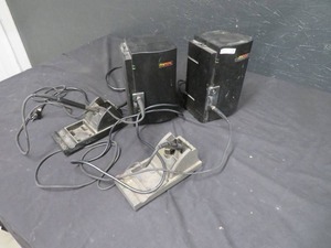 2 SOLDERING PENS WITH ELECTRICAL BOXES