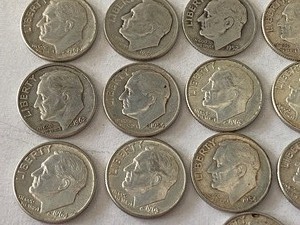 (32) Vintage U.S. Roosevelt Dimes