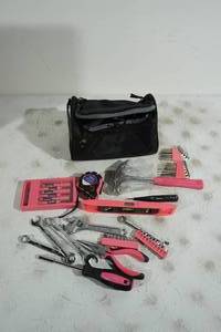 lot 184 image: Pink and Black Tool Set with Bag