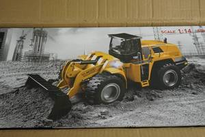 lot 57 image: WL Toys 114 Scale Remote Control Bulldozer