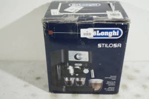 lot 46 image: DeLonghi Stilosa Espresso and Cappuccino Maker