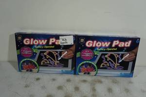 lot 125 image: AM AV Glow Pad Battery Operated Drawing Pads