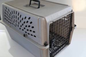 Grey Hard Plastic Classic Pet Kennel