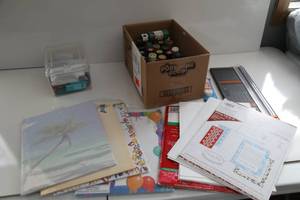 Kinkos Designers Papers For Laser & Inkjet Printers Copier CompatibleCampat Sheets Of Printer Paper-Three Styles Of Stationery-Box Of Outdoor Acrylic Paints