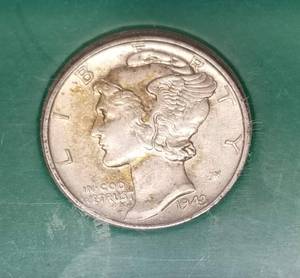 1943 MERCURY DIME AU