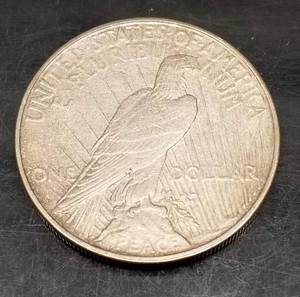 1922-D PEACE SILVER DOLLAR AU