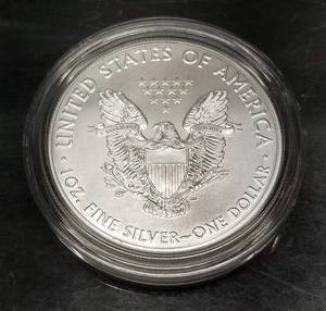 2021 type 1 AMERICAN SILVER EAGLE 1 TROY OZ .999 FINE SILVER IN AIRTITE