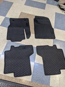 lot 201 image: Heavy Duty Front & Rear Car Mats